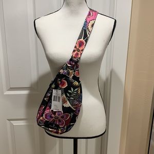 Lighten Up Essential Compact Sling